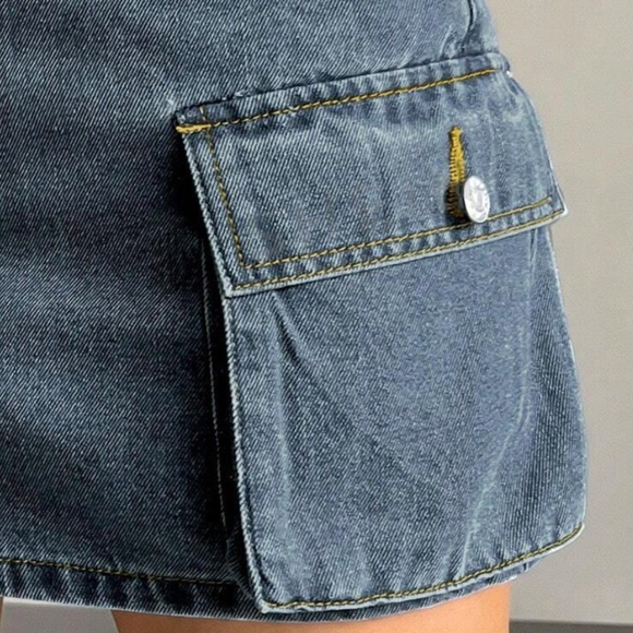Denim Pockets Casual Cargo Skirt - Picture 2 of 5